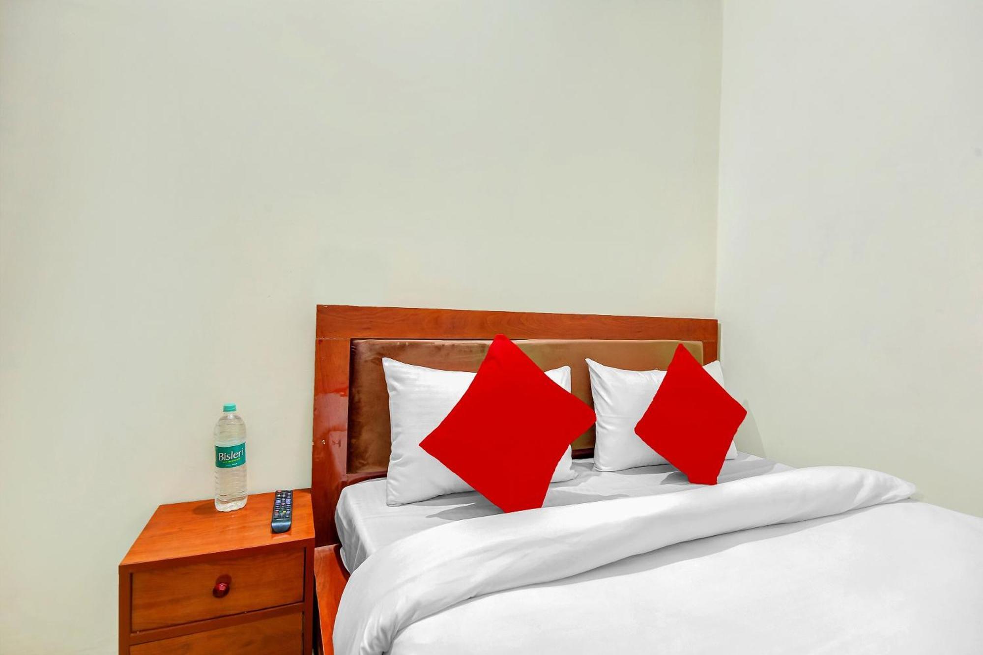 Hotel O Yash Hotel Ghaziabad Zewnętrze zdjęcie
