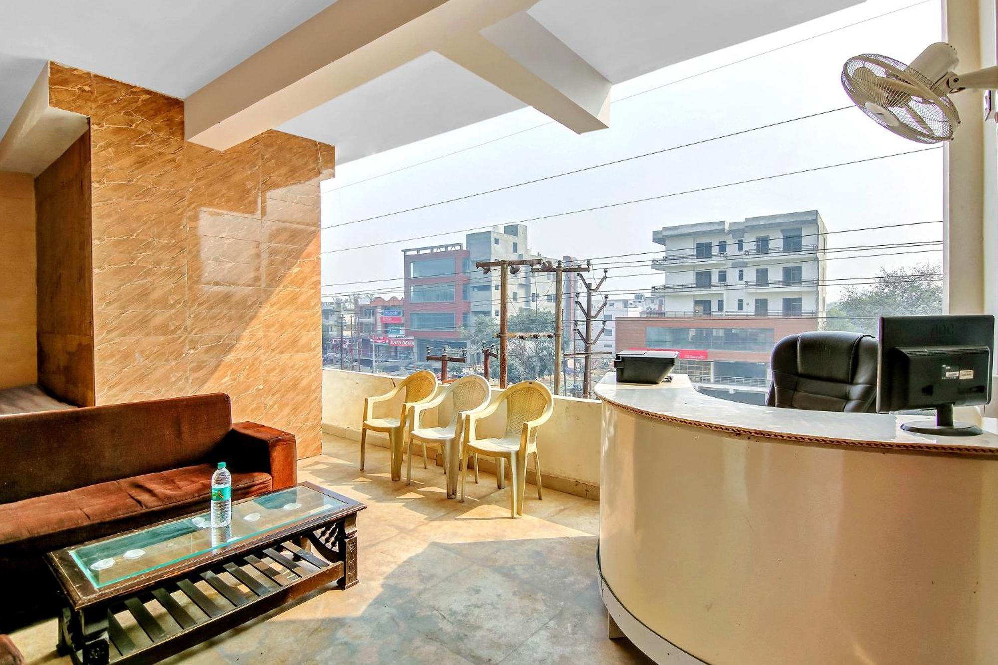 Hotel O Yash Hotel Ghaziabad Zewnętrze zdjęcie
